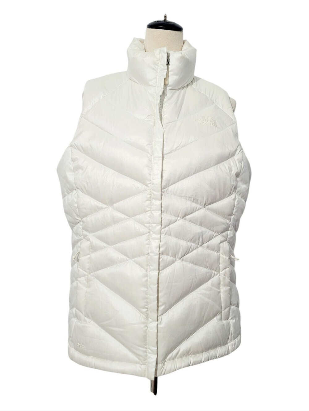 The North Face Women's Size XL White 550 Down Puffer Vest Goose Down Full Zip - Picture 2 of 13